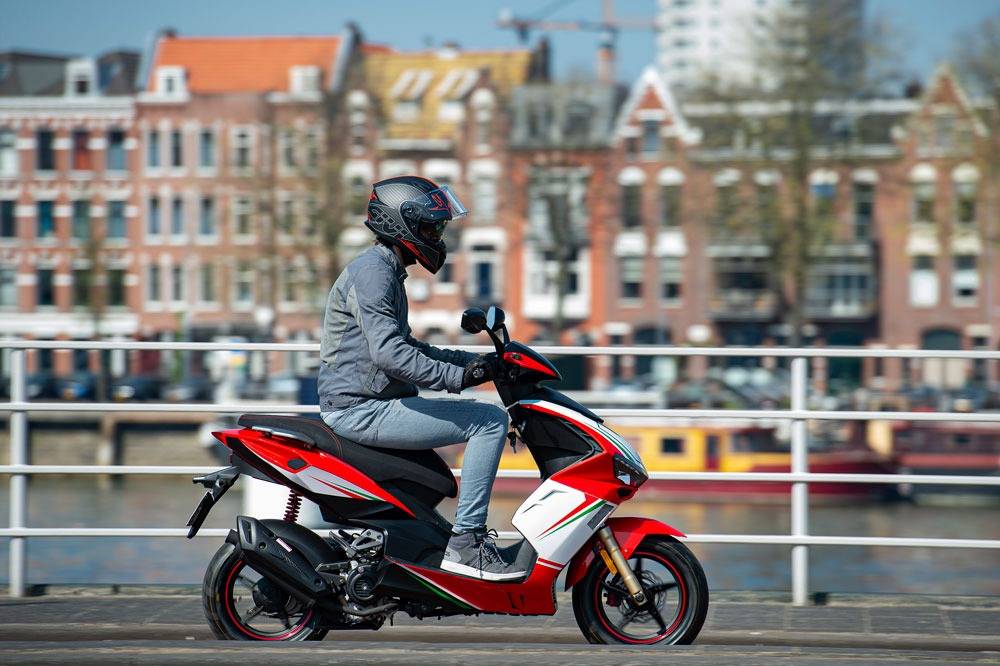 Unlock Urban Freedom: Does Your Car License Cover Mopeds