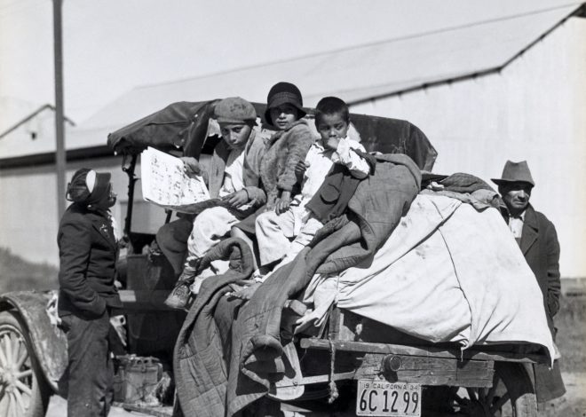 Did Migrant Workers Travel Alone in the 1930s?