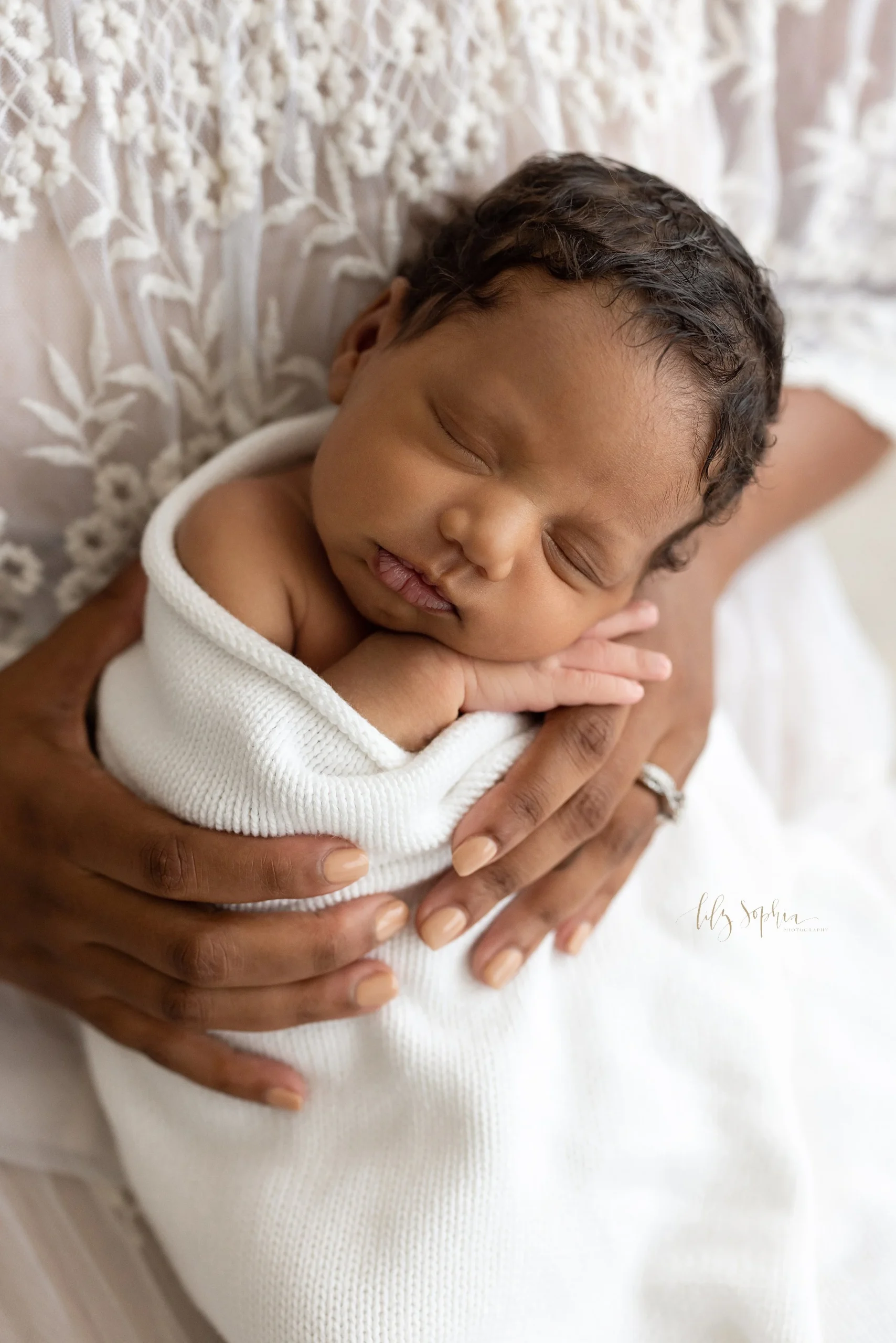 Newborn Insert: When to Remove It From Your Car Seat