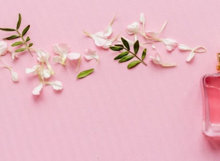 The Science of Sillage: Why Some Women’s Perfumes Last All Day and Others Fade