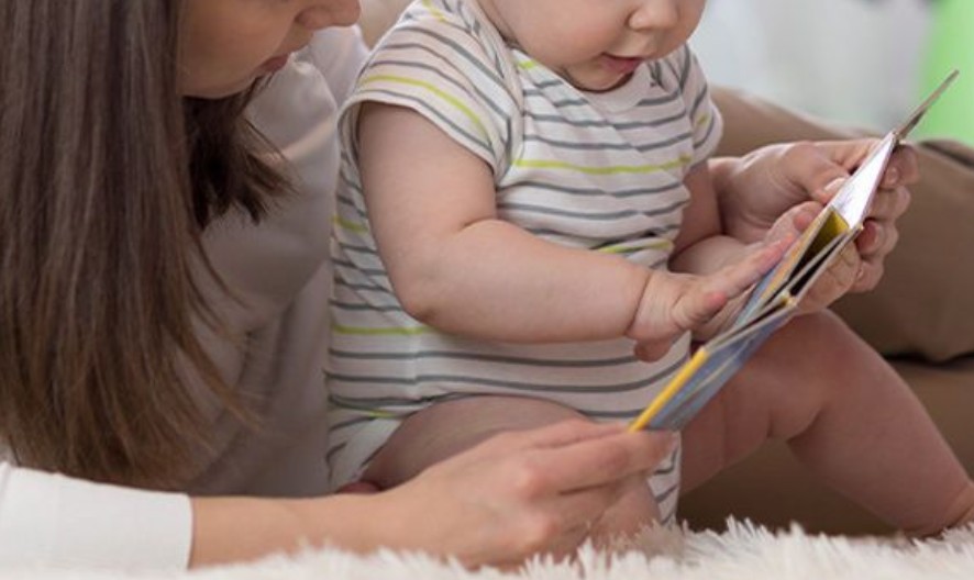 Starting Bedtime Stories From Birth: What Works at Each Stage